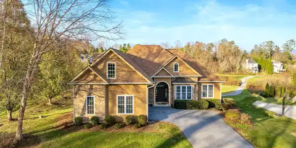 160 Fairway Falls Road