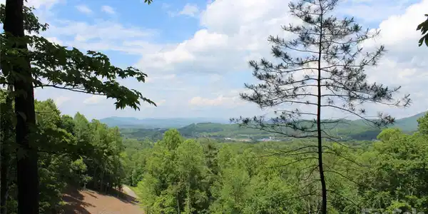 000 Northview Drive