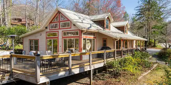 20 Meeks Road