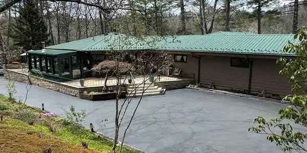 12 Laurelwood Lane