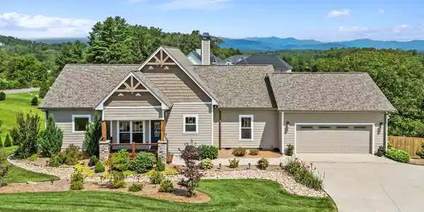 16 Enchanted Oak Lane