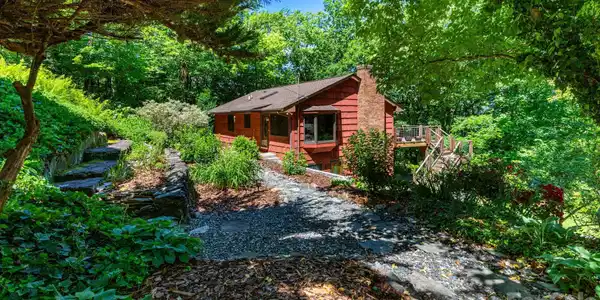 168 Blossom Ridge