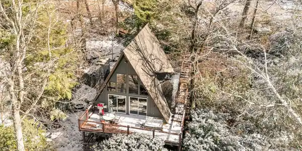 422 Glenaire Drive