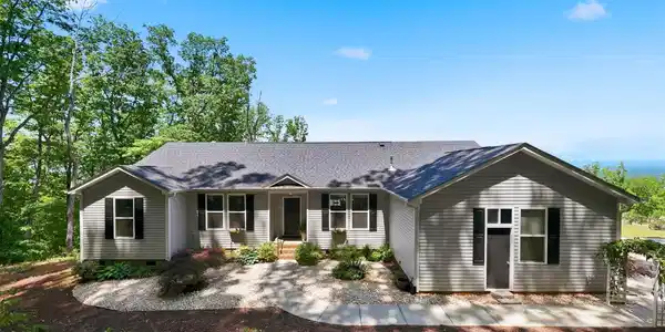 3346 Stones Throw Circle