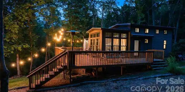 221 Summerfield Lane