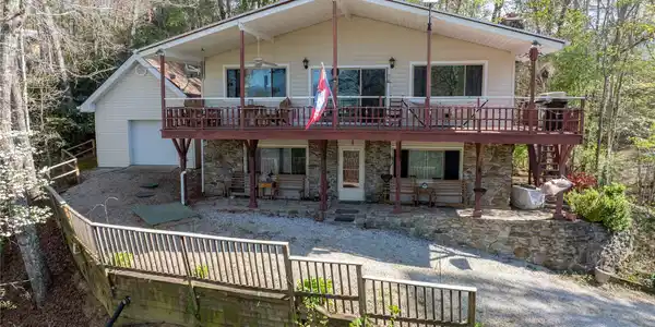 344 Pine Ridge Trail