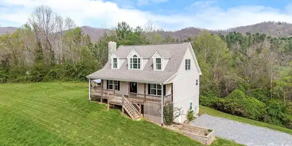 273 Green Acres Lane