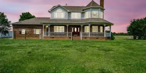 1550 Airport Road