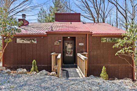 135 Clubhouse Road