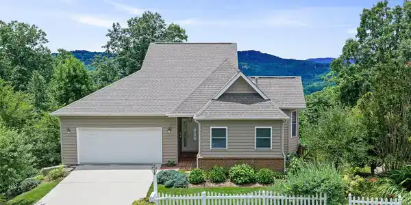67 Ashefield Court