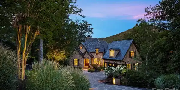 1829 Bella Vista Court