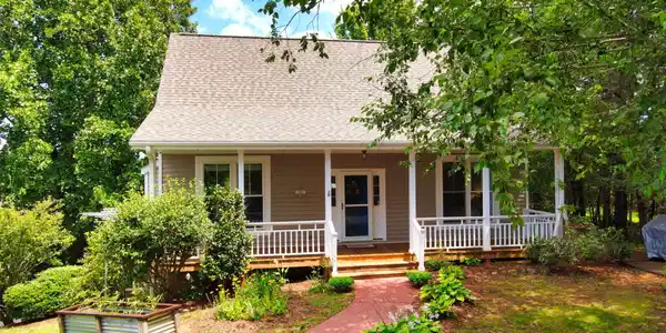 131 Macdougall Lane