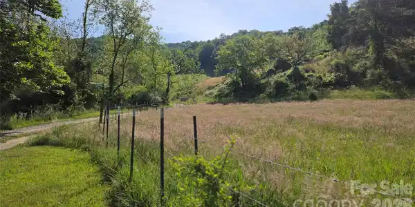 407 Spicewood Trail