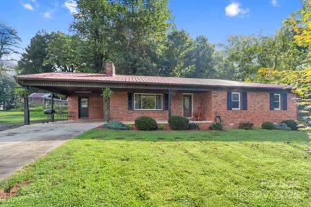 109 Pleasant Valley Drive