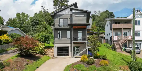 120 Joyner Avenue