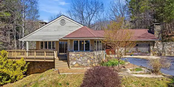 8 Covewood Road