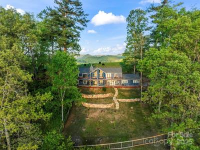 84 Halfmoon Way