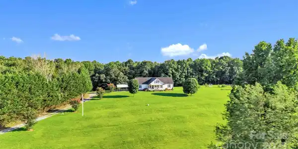 5939 NC Hwy 16 Highway N