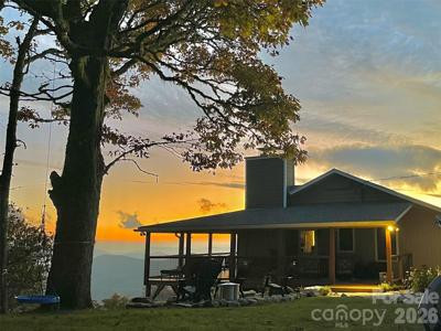536 Lands End Lane
