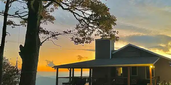 536 Lands End Lane