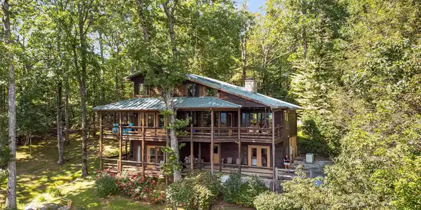 765/764 Osborne Knob Road