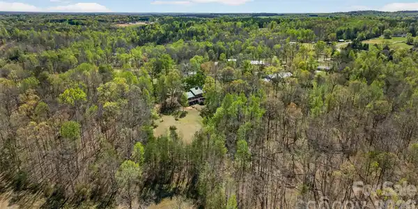 405 Loop Road