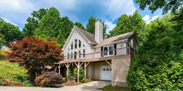 44 Deer Meadows Drive