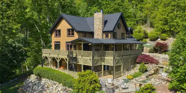 112 Hamburg Mountain Road