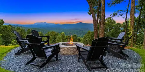 538 Pinnacle Mountain Preserve Road