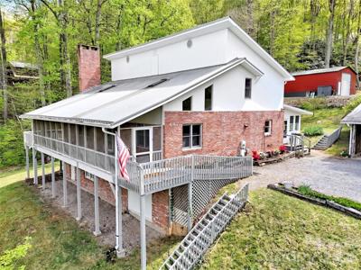 487 Julia Lane