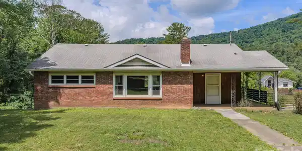 456 Lower Grassy Branch Road