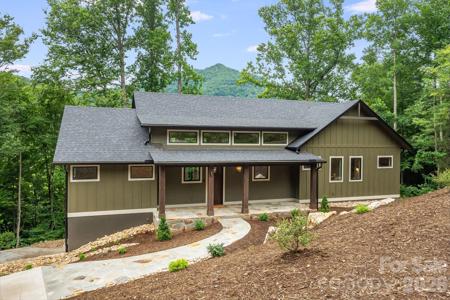93 Village Pointe Lane