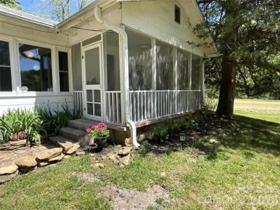126 Lazy Acres Lane