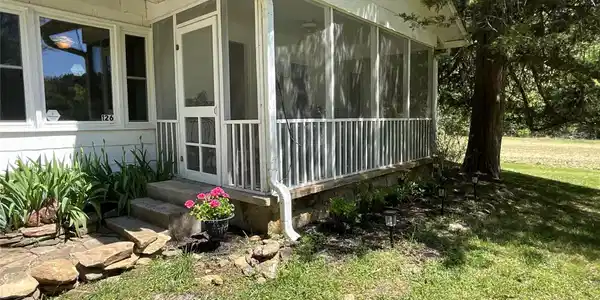 126 Lazy Acres Lane