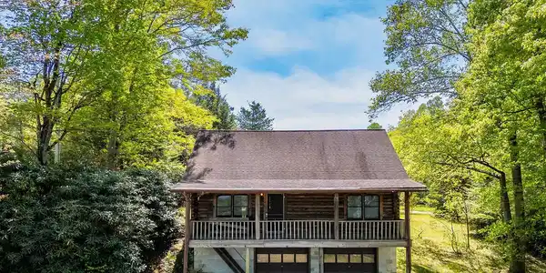 944 High Peak Road