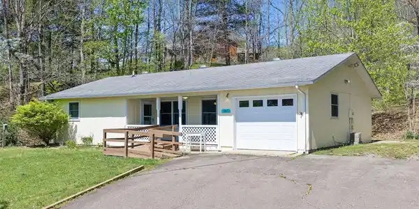 261 Shady Oak Road