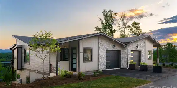 608 Storybook Villas Trail