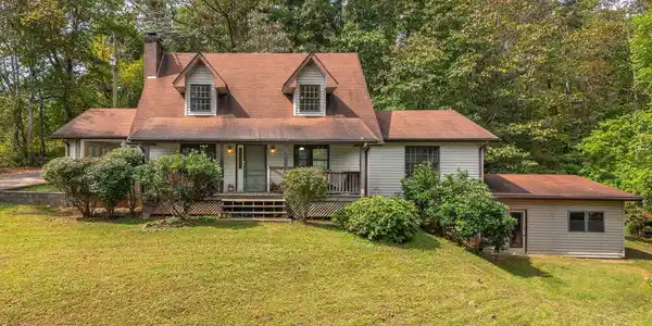 19 Bakers Acres Lane
