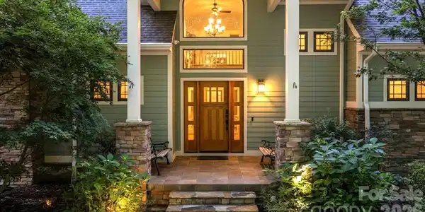 301 Gateway Drive