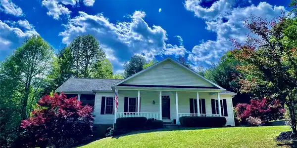7 Curtis Drive