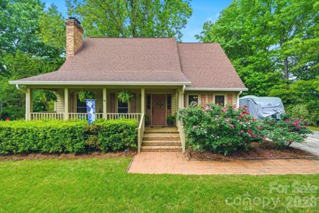 1224 Candlewood Drive