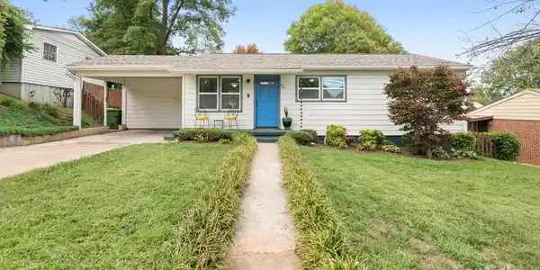 970 W Chapel Road
