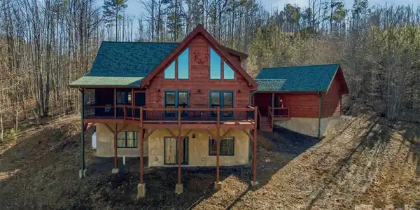 338 Lakeview Trail