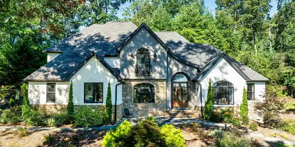 643 Mill Ridge Drive