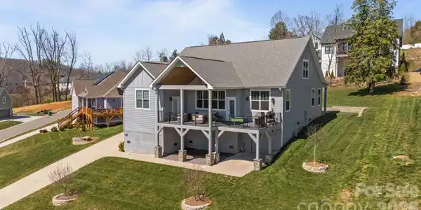 112 Meadow Breeze Road