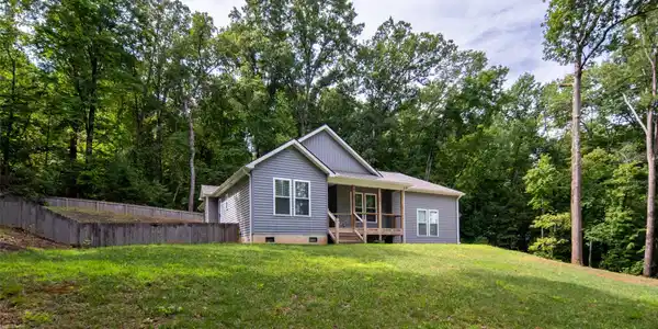 208 Robinson Hollow Drive