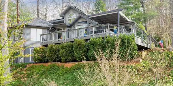 168 Skyview Circle