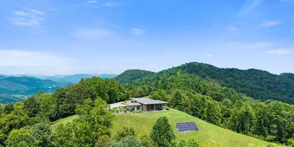 1045 & 1047 Graham Road