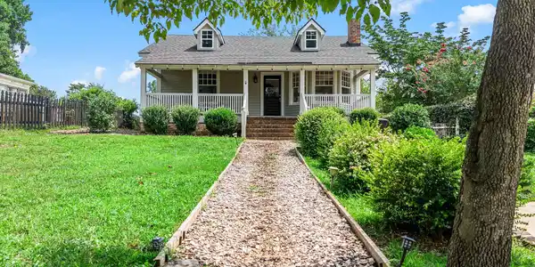 143 Broadway Avenue
