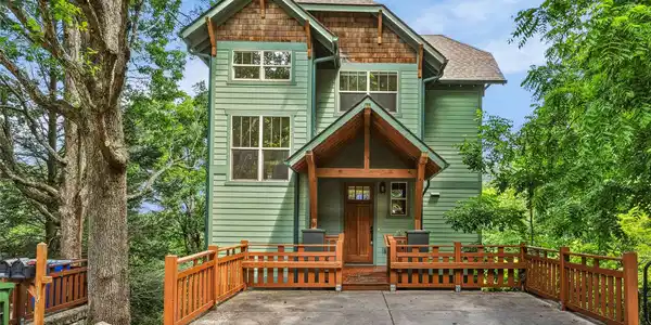 14 Sunset Drive